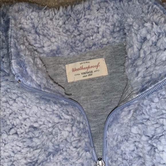 Sweatshirt - Picture 2 of 3